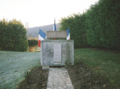 4 - monument aux morts